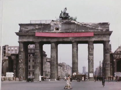 Brandenburger Tor Berlin 1945