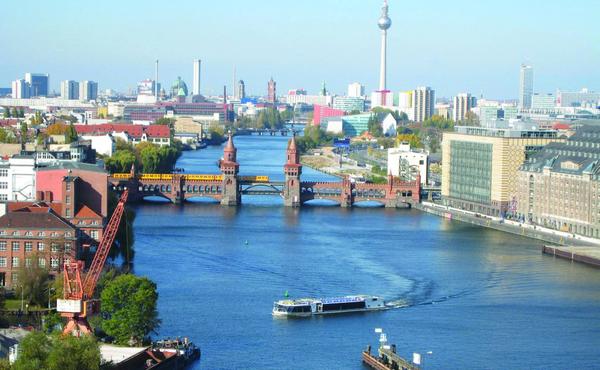 Berlin Boat Tours with Reederei Riedel